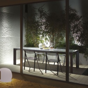 Mesa Metrò de Ozzio design. Moderna mesa rectangular extensible.