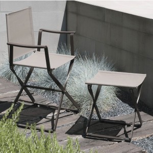 Reposapiés Plegable Ciak ideal para exteriores de Emu.