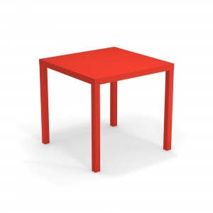 Mesa Cuadrada Nova moderna de Emu. Mesas de diseño.