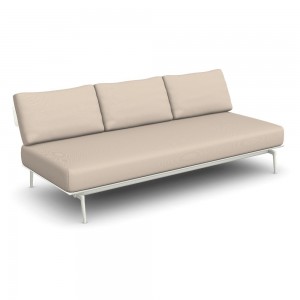 Sofá 3 Plazas Aikana ideal para espacios exteriores modernos de Fast.