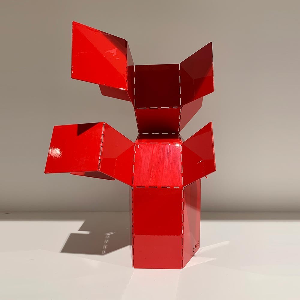 Escultura Origami A4 azul. Escultura moderna