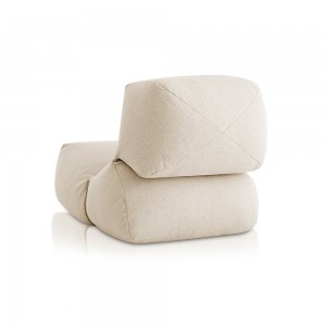 Sillón Grapy de Gandia Blasco. Sillón relleno de poliestireno para exterior.