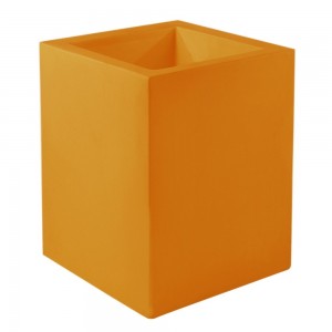 Macetero Cubo Alto con Ruedas Con o Sin Autorriego | Diseño Vondom