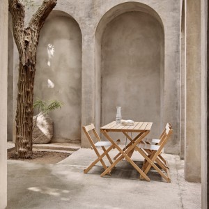Mesa para exteriores BM3670 de Carl Hansen & Son.