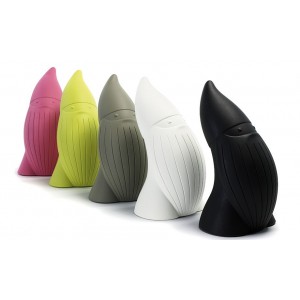 Escultura Mini Baddy perfecta para exteriores de Plust Collection.