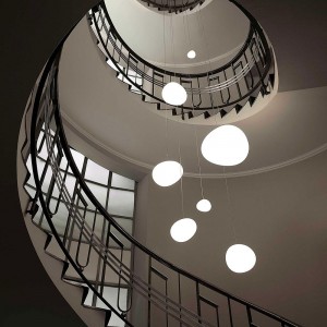 Lámpara de suspensión Gregg de Foscarini. Lámparas de diseño modernas.