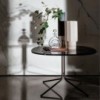 Mesa auxiliar Genius shaped cristal Sovet Italia. Mesas auxiliares de diseño.
