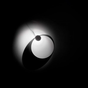 Aplique pared Eclipse ellipse. Ingo Maurer