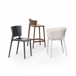 Silla África para Espacio Exterior Apilable Diseñada por Vondom | Lluesma