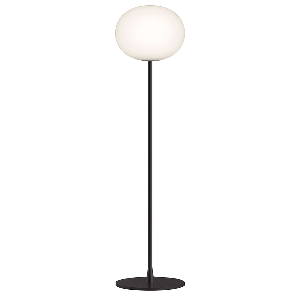 Lámpara pie Glo-Ball F de Flos. Lampara decoración elegante.