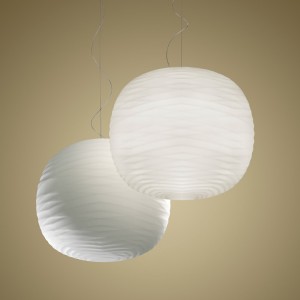 Lámpara de suspensión Gem de Foscarini. Lámparas de diseño contemporáneo.