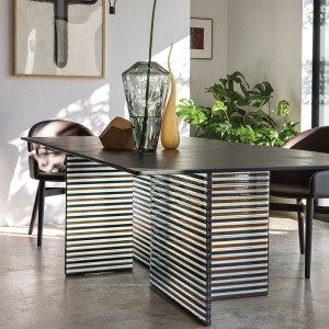 Mesa rectangular Big Wave de Fiam. Mesas para comedor o salón con base de vidrio.