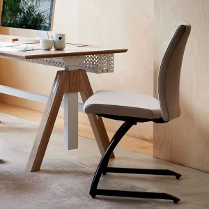 Silla Creed 6071 de Hag. Sillas de oficina. Sillas de diseño con base patín.