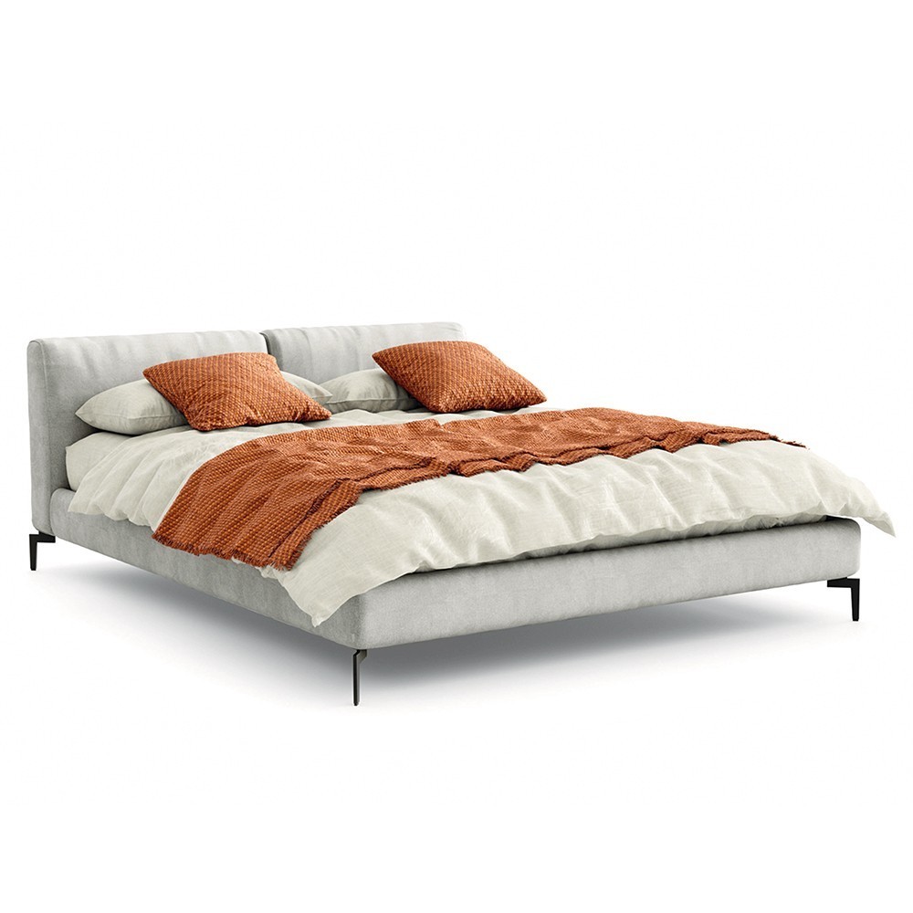 Cama elegante Margot tapizada de Novamobili. Camas matrimoniales modernas.