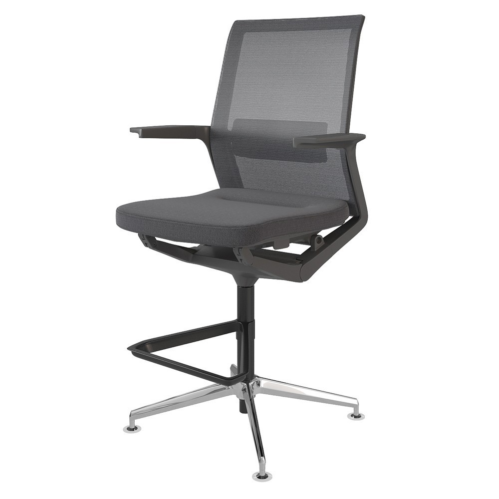 Taburete malla Advance giratoria con reposa pies de Ofifran ideal para oficinas y recepciones.