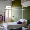 Cama individual Kap con cabecera tapizada ideal para cuartos de niños. Diseño italiano y elegante
