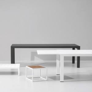 Mesa comedor exterior 8 y 12 personas de la colección Landscape de Kettal.