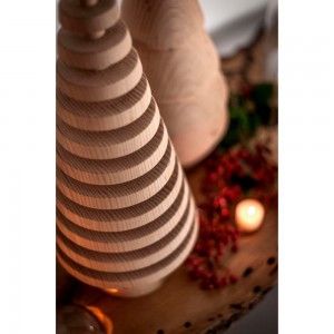 Árbol decorativo XMAS_MB de Riva1920 con su diseño único y moderno junto a su elegancia con toques italianos.
