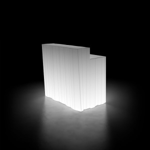 Barra Frozen Largue Light de Plust Collection para espacios exteriores.