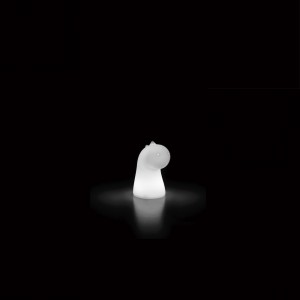 Draghetto Light Mobiliario para cualquier espacio de Plust Collection.