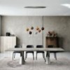 Mesa Mad Max Keramik de Cattelan Italia con diseño moderno y sobre de cerámica.