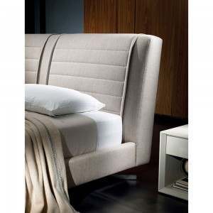 Cama moderna tapizadaa Hamptons de Casadesús