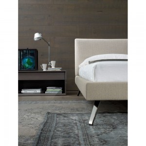 Cama tapizada muy ligera Shelby de Casadesús