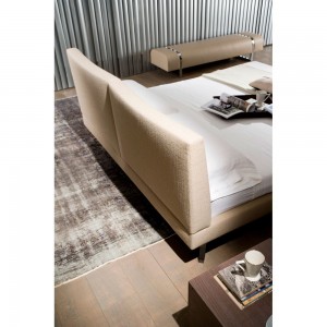 Cama tapizada muy ligera Shelby de Casadesús