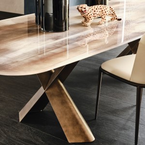 Mesa Mad Max CrystalArt de Cattelan Italia. Mesas de comedor moderna.