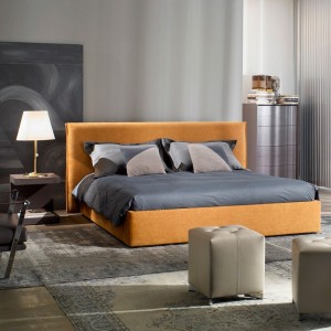 Cama Jersey. Casadesús. Cama tapizada de líneas modernas y simples.