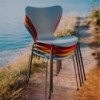 Silla Series 7 Fresno coloreado. Fritz Hansen con un diseño moderno de alto lujo.