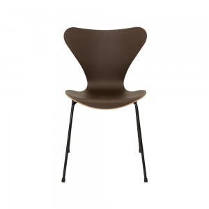 Silla Series 7 natural. Fritz Hansen con un acabado moderno de alto lujo.