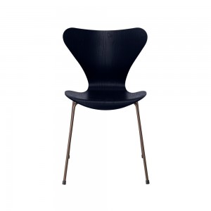 Silla Series 7 Fresno coloreado. Fritz Hansen con un diseño moderno de alto lujo.