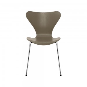 Silla Series 7 Fresno coloreado. Fritz Hansen con un diseño moderno de alto lujo.