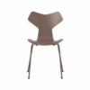 Silla Grand Prix fresno color. Fritz Hansen con acabados modernos de alto lujo.