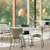 Silla Series 7 Fresno coloreado. Fritz Hansen con un diseño moderno de alto lujo.