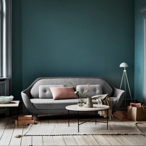 Mesa auxiliar Planner de Fritz Hansen con un diseño moderno de alta calidad.