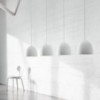 Lámpara suspensión Suspence de Fritz Hansen moderna y elegante con un diseño inspirado en una gota de agua.