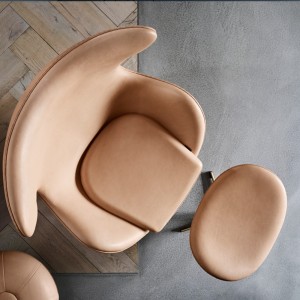 Sillón Egg de piel Frizt Hanse con un diseño danes moderno y elegante.