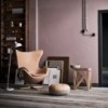 Sillón Egg de piel Frizt Hanse con un diseño danes moderno y elegante.