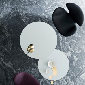 Sillón Swan Textil de Fritz Hansen cuenta con elegancia, modernia en su diseño único.