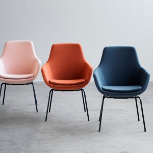 Silla Little Giraffe patas. Fritz Hansen con un acabado moderno de excelente calidad.