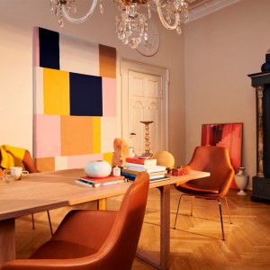 Silla Little Giraffe patas. Fritz Hansen con un acabado moderno de excelente calidad.