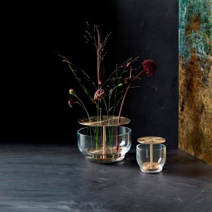 Florero Ikebana. Fritz Hansen con un diseño moderno de alto lujo.