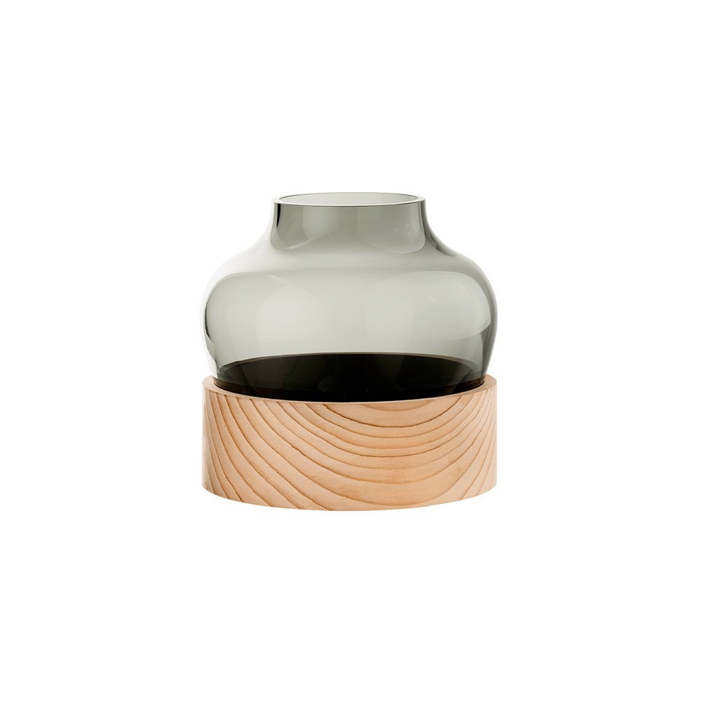 Florero Low Vase. Fritz Hansen con un diseño moderno de alto lujo.