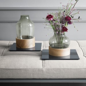 Florero Low Vase. Fritz Hansen con un diseño moderno de alto lujo.