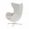 Sillón Egg tapizada Frizt Hanse con un diseño danes moderno y elegante.