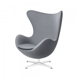 Sillón Egg tapizada Frizt Hanse con un diseño danes moderno y elegante.