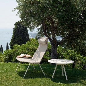 Mesa baja Zebra de Fast. Mesas modernas y elegantes ideal para exteriores de Fast.