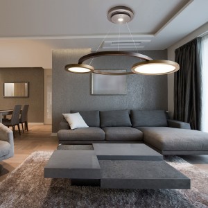 Lámpara suspensión Eclisse de Contardi con anillos LED y diseño moderno, elegante y sofisticado.